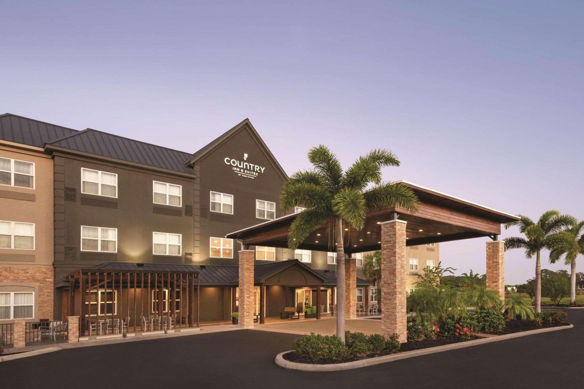 Country Inn & Suites By Radisson, Bradenton-Lakewood-Ranch, Fl ภายนอก รูปภาพ