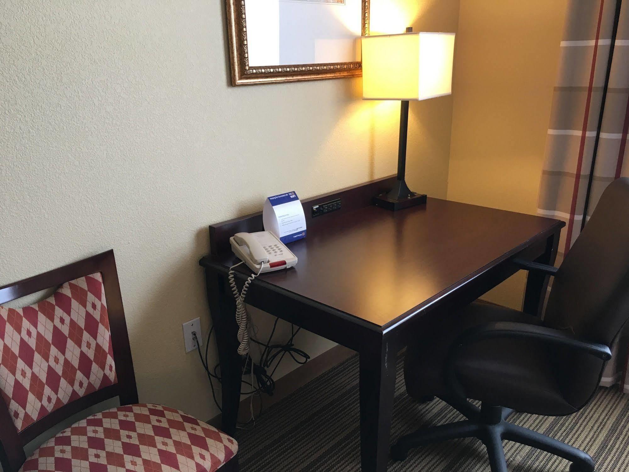 Country Inn & Suites By Radisson, Bradenton-Lakewood-Ranch, Fl ภายนอก รูปภาพ