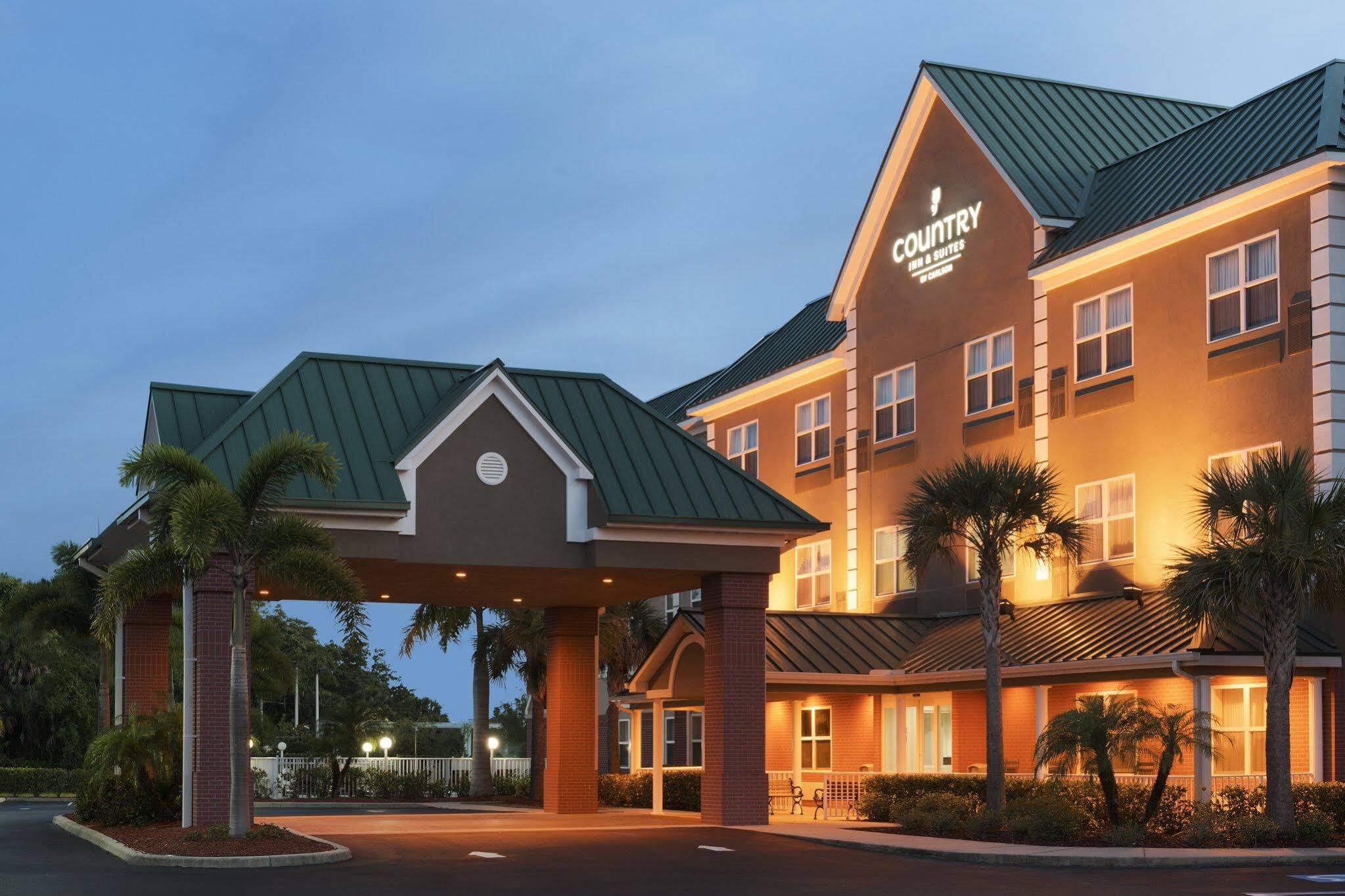 Country Inn & Suites By Radisson, Bradenton-Lakewood-Ranch, Fl ภายนอก รูปภาพ